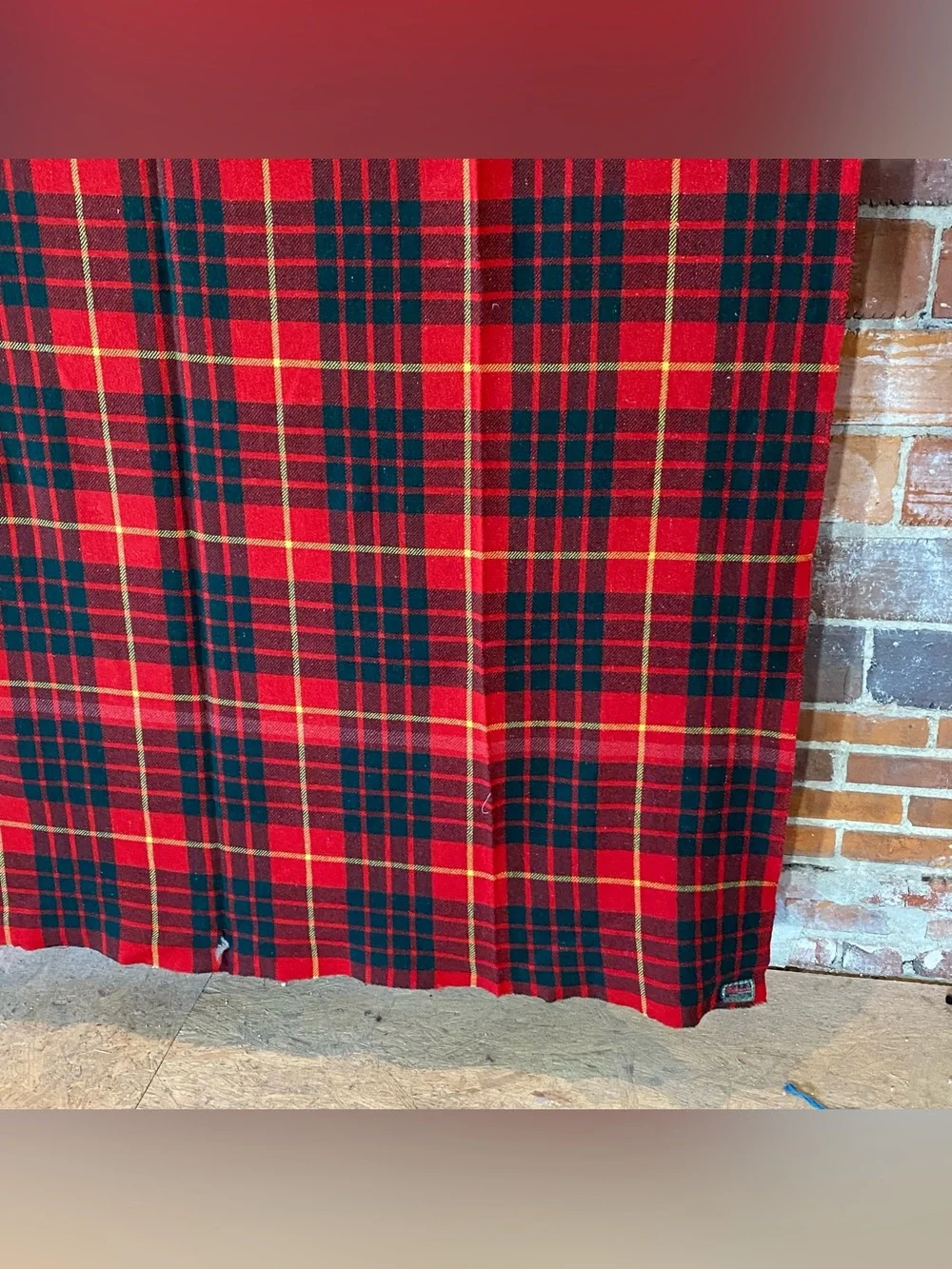Vtg Chippewa Woolen Mills Red Green Yellow Plaid Wool Camp Blanket 60”x81”